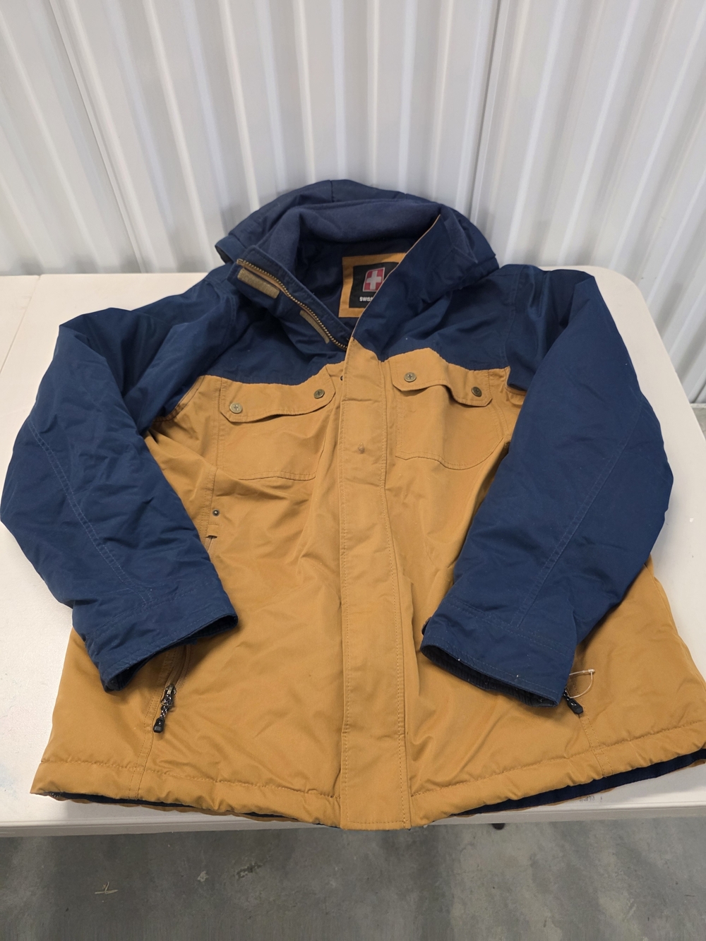 Swiss Tech Jacket Coat Adult Blue/Tan Colorblock Full Zip Outdoors Men’s M.